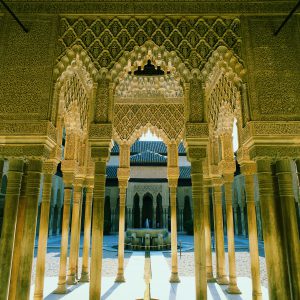 alhambra-patio-de-los-leones-tourist-office-of-spain